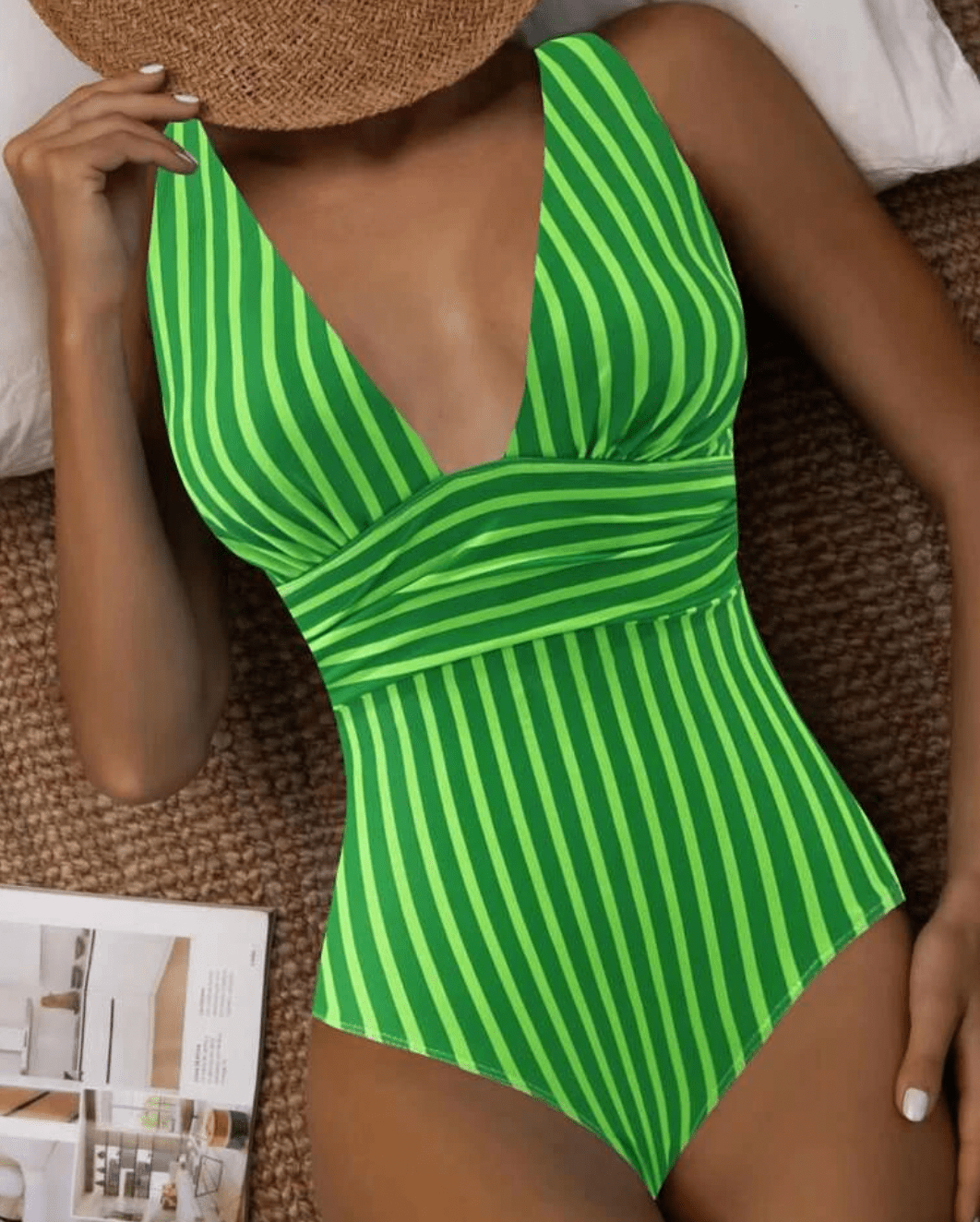 Costume da bagno donna a righe eleganti