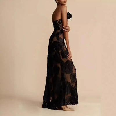 Elegante vestido largo de malla floral