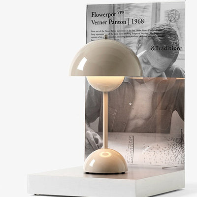 Umbrilight - Lámpara de mesa con pantalla retro
