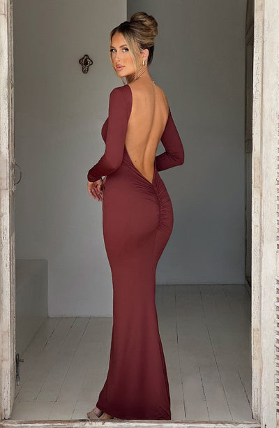 Robe longue avec coupe