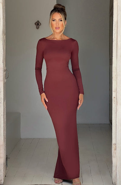 Robe longue avec coupe