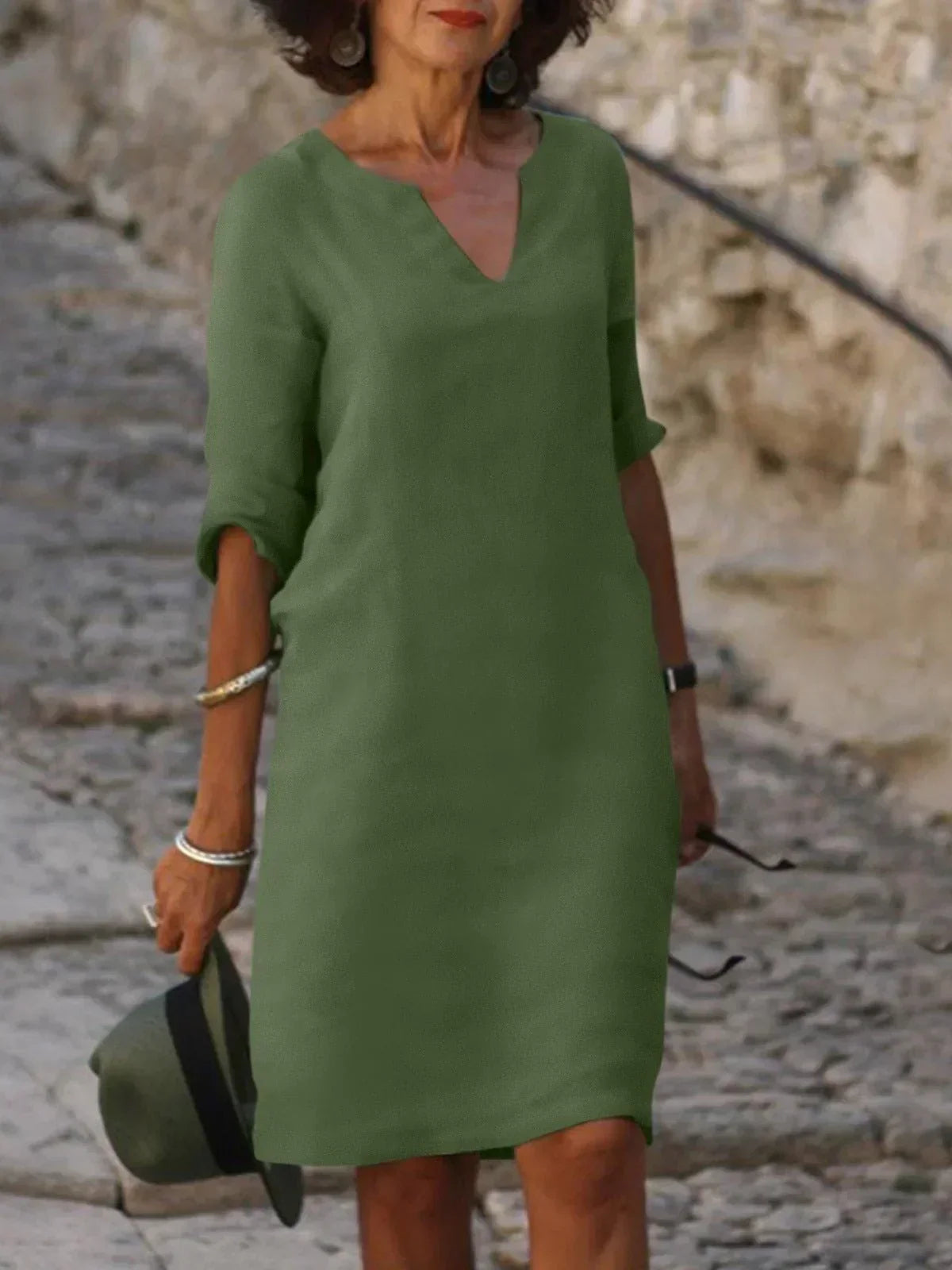Josette | Robe élégante à col en V