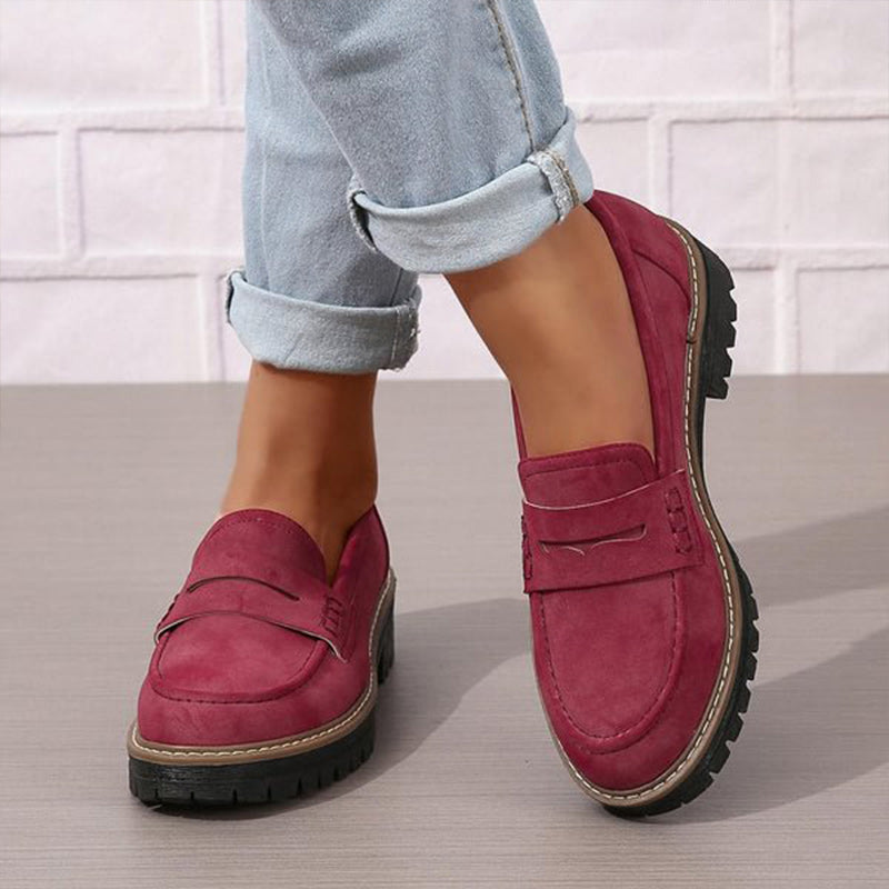 ESTA | Cómodo y atemporal modelo sin cordones