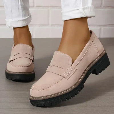 ESTA | Cómodo y atemporal modelo sin cordones