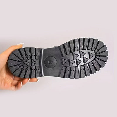 ESTA | Cómodo y atemporal modelo sin cordones